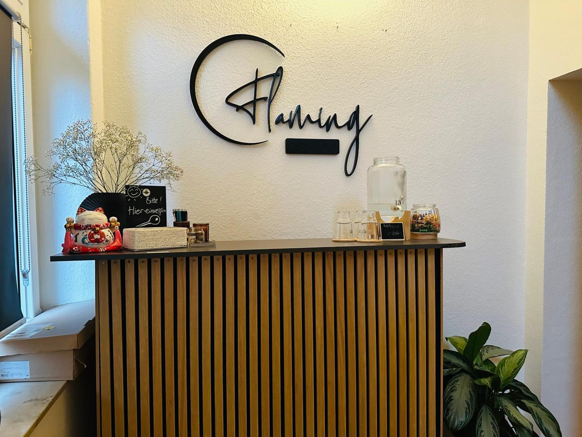 Flaming House Apartment